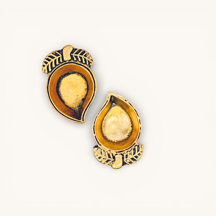 Brass Antique Mango Diya Small - Set of 2