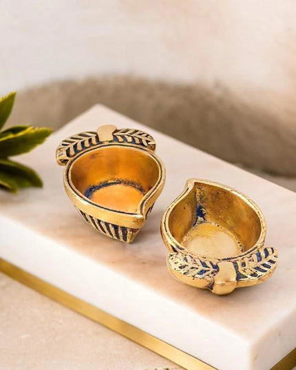 Brass Antique Mango Diya Small - Set of 2