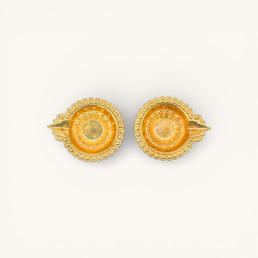Brass Lightweight Round Flower-Shaped Diya - Set of 2